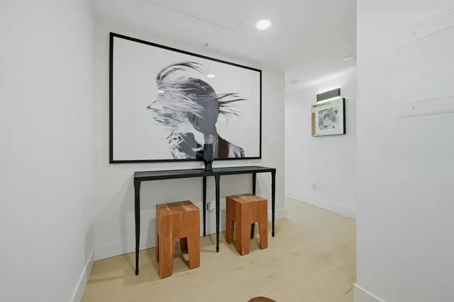 519 Riverfront Ave #205, Calgary 5