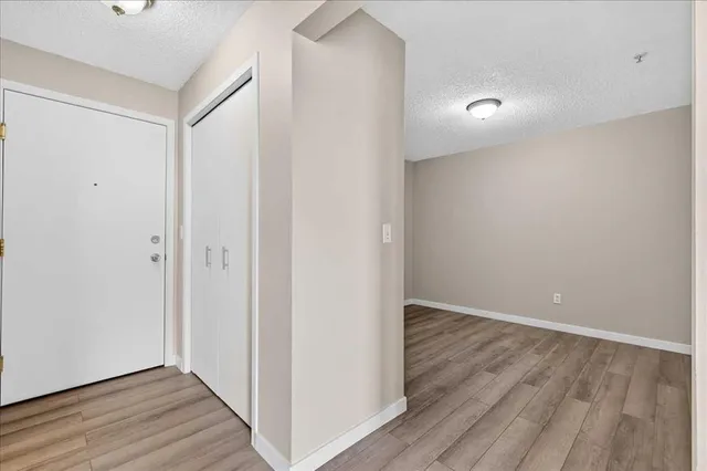 1717 60 St #212, Calgary 4