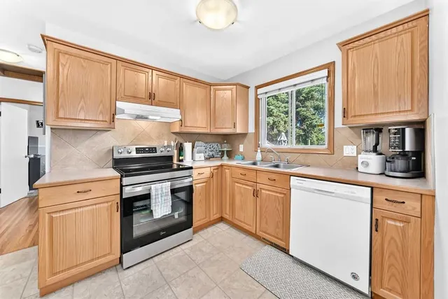 3927 40A Ave, Red Deer 5