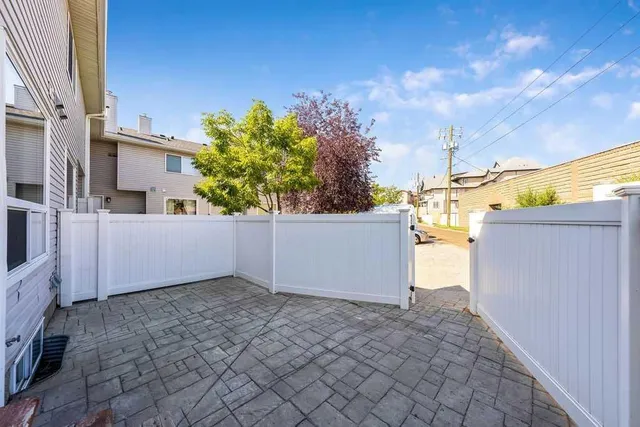 2508 72 Ave, Calgary 4