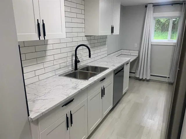 414 41 St #2, Edson 4