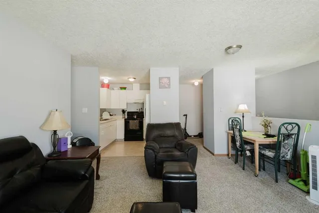 11018 106 Ave #108B, Grande Prairie 4