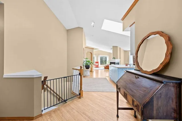 315 Rocky Ridge Bay, Calgary 5