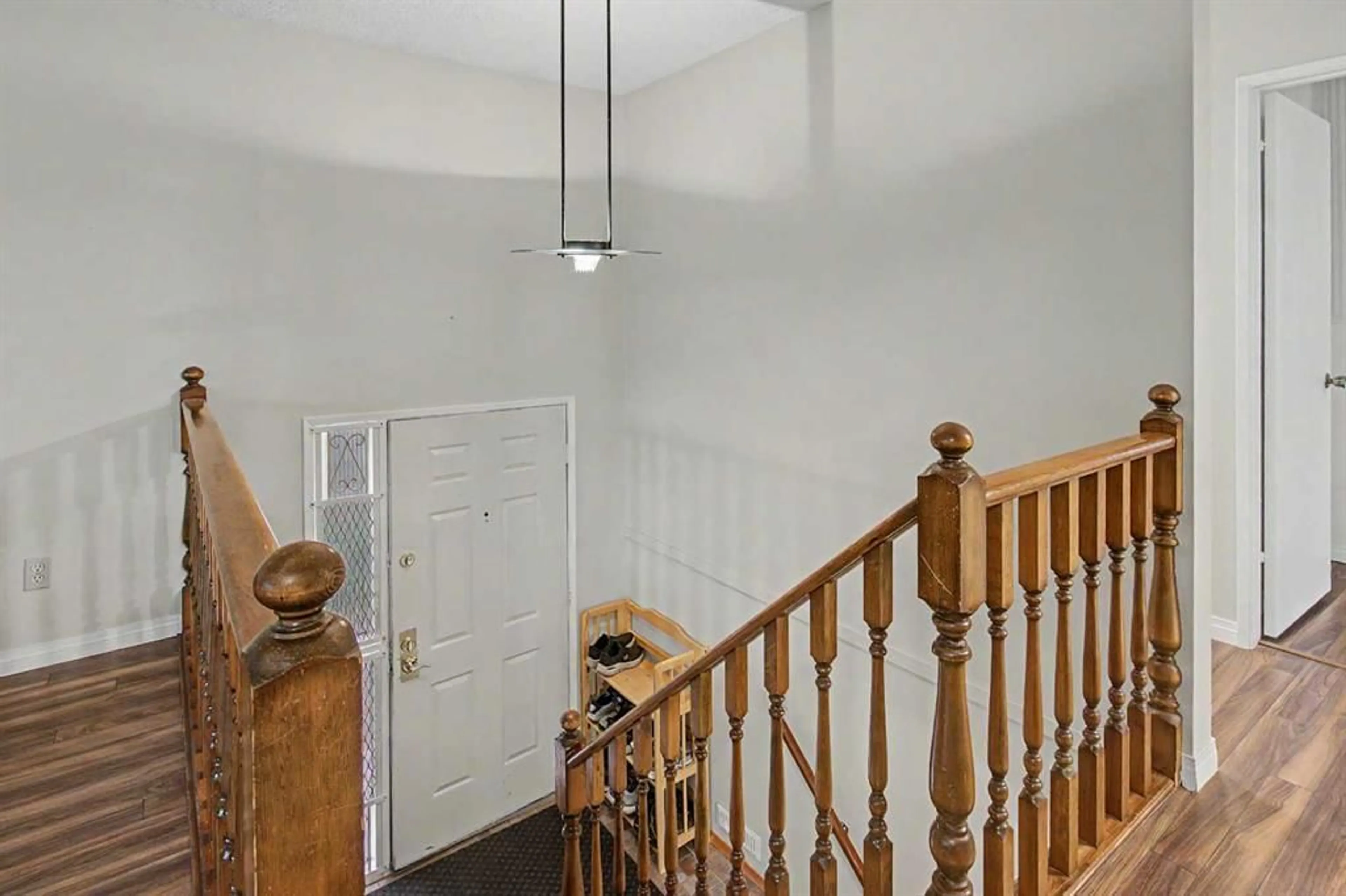 pillar/IMG-A2340881_2.jpg