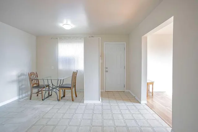 305 5 St #40, Wainwright 4