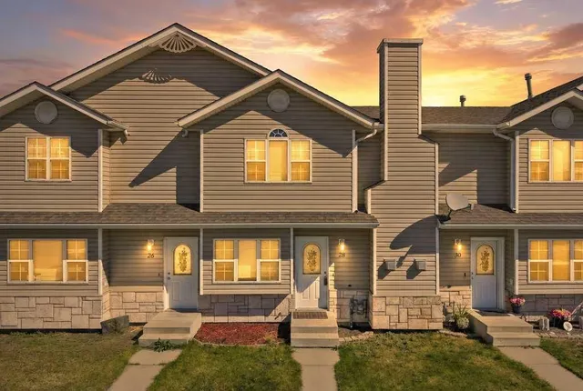 28 Terrace Heights Drive, Lacombe 2