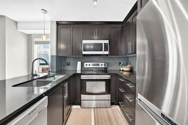 155 Skyview Ranch Way #1106, Calgary 5