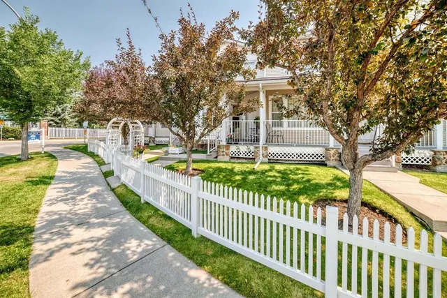 38 Country Village Landng, Calgary 3