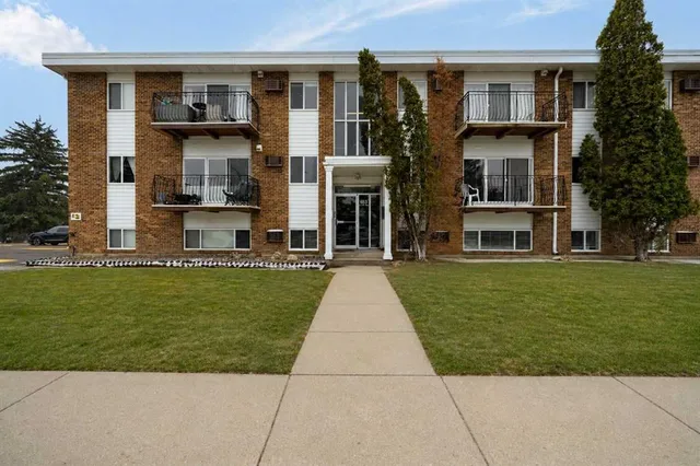 663 12 St #210, Medicine Hat 3