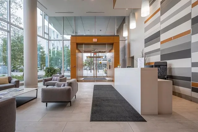 519 Riverfront Ave #1306, Calgary 4