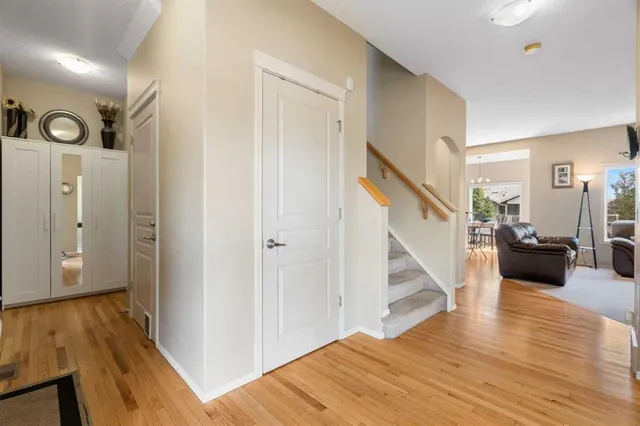 408 Rainbow Falls Way, Chestermere 5