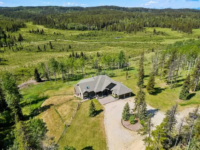 61080 Larsen Pasture Rd, Rural Bighorn No. 8, M.D. of 2