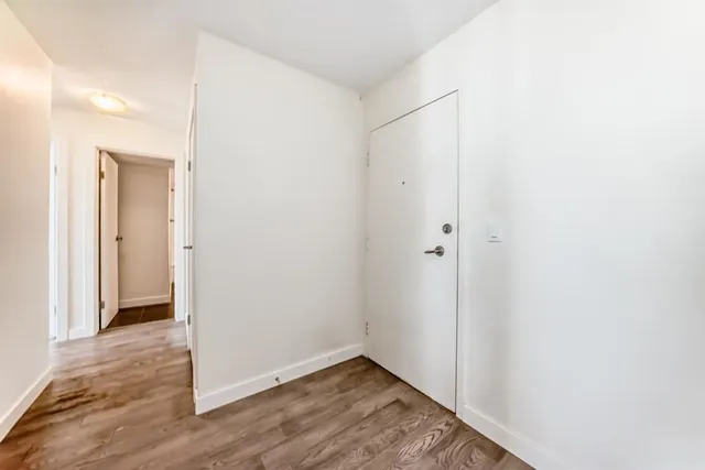 4455A Greenview Dr #302, Calgary 3