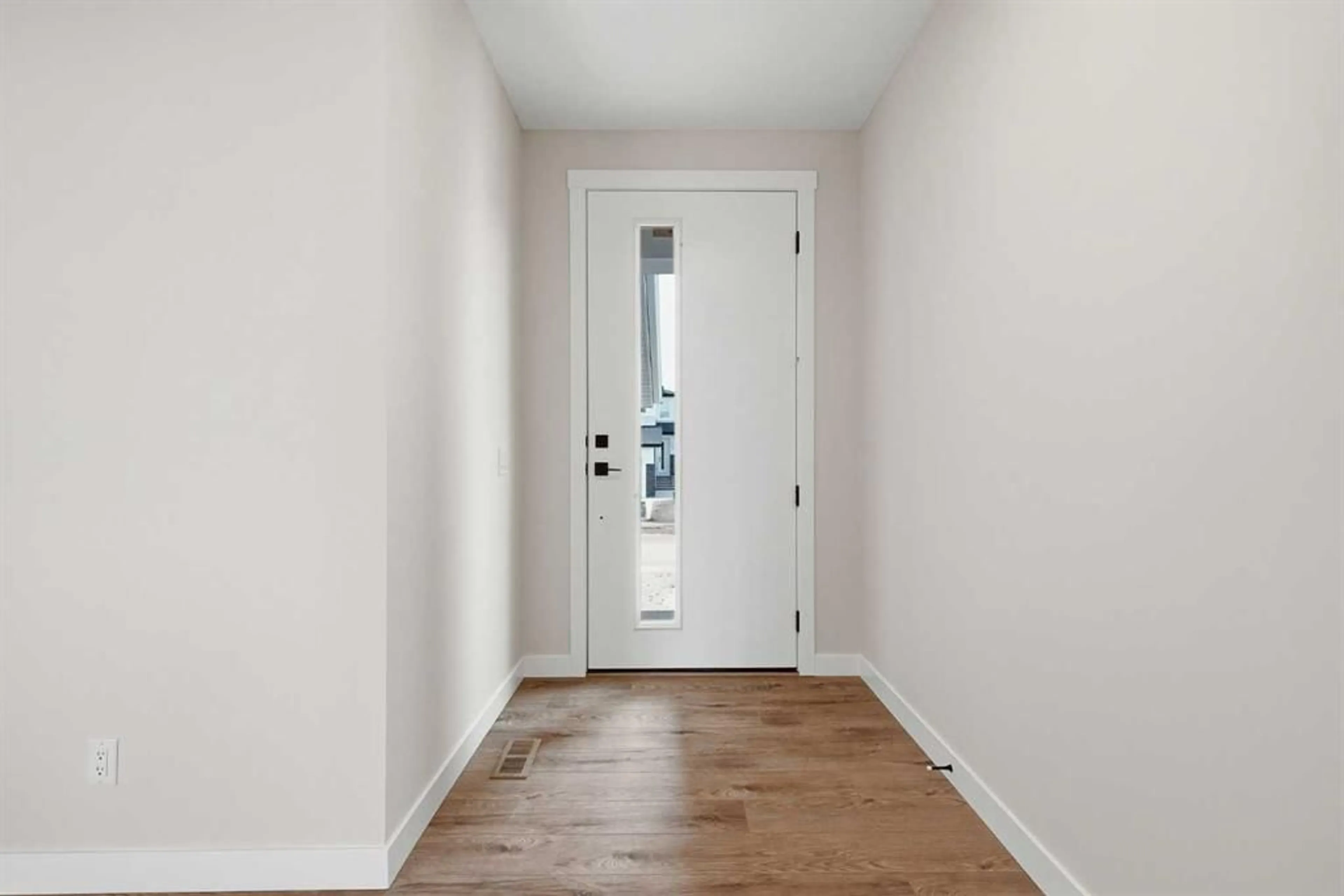 pillar/IMG-A2341357_3.jpg