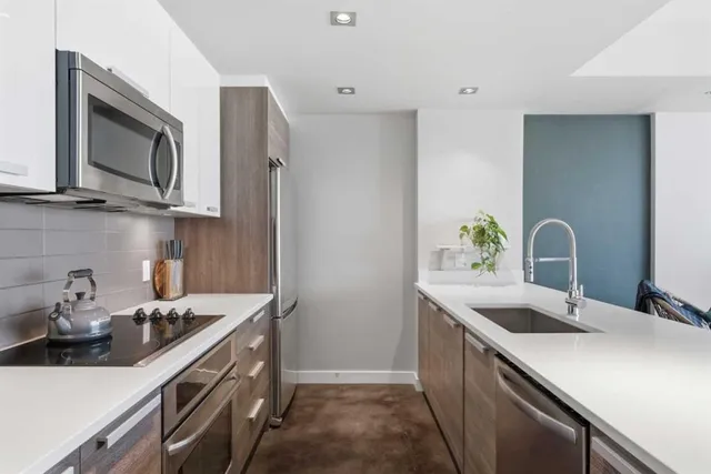 235 9A St #506, Calgary 4