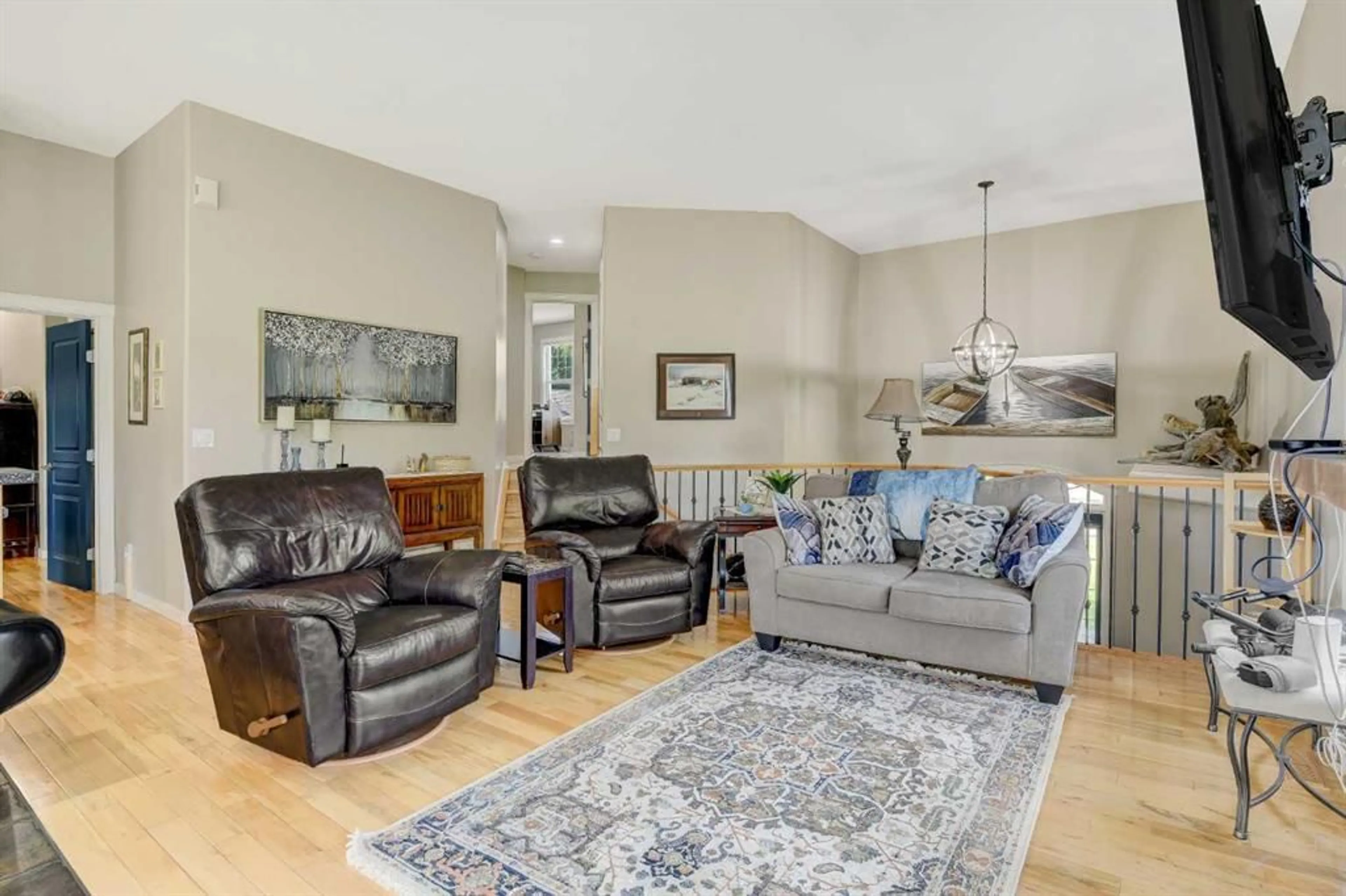 pillar/IMG-A2341466_4.jpg