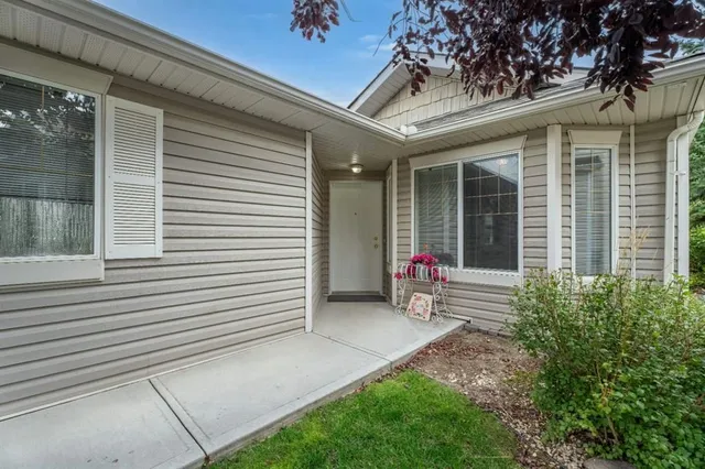 127 Whispering Way, Vulcan 5