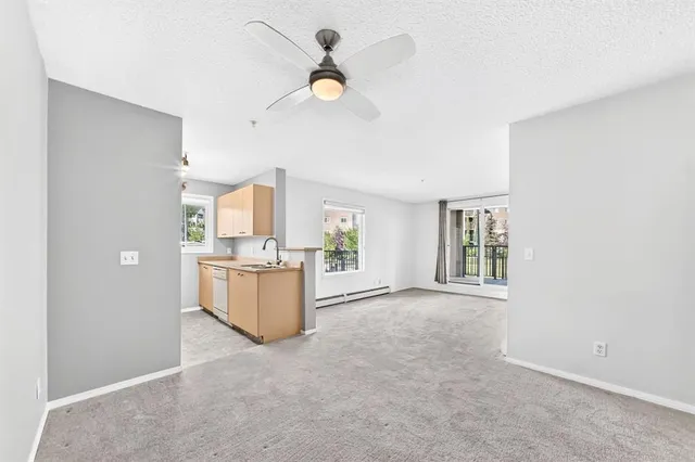 304 Mackenzie Way #8101, Airdrie 5