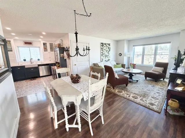 1004 13 St, High River 5