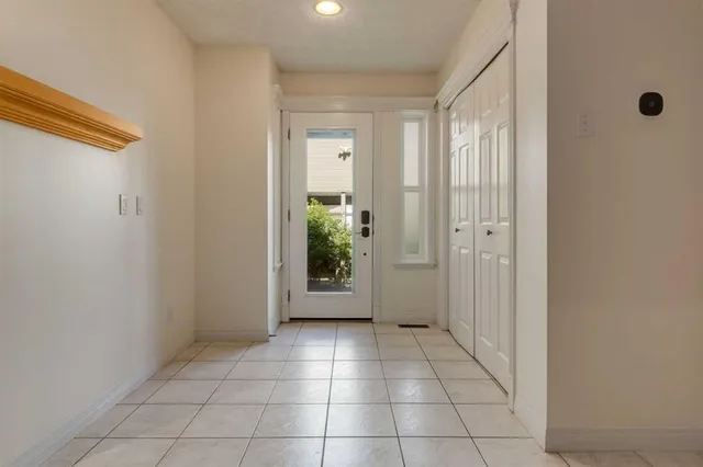 107 9 St, Calgary 5