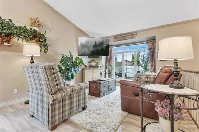 52 Irving Cres, Red Deer 4