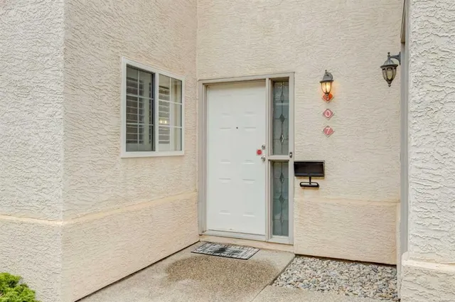 107 Patterson View, Calgary 3