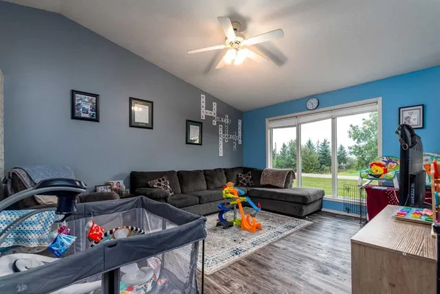 #19 Silver Willow Estate, Rural Vermilion River, County of 5
