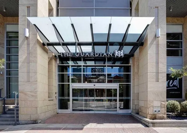1188 3 St #805, Calgary 2