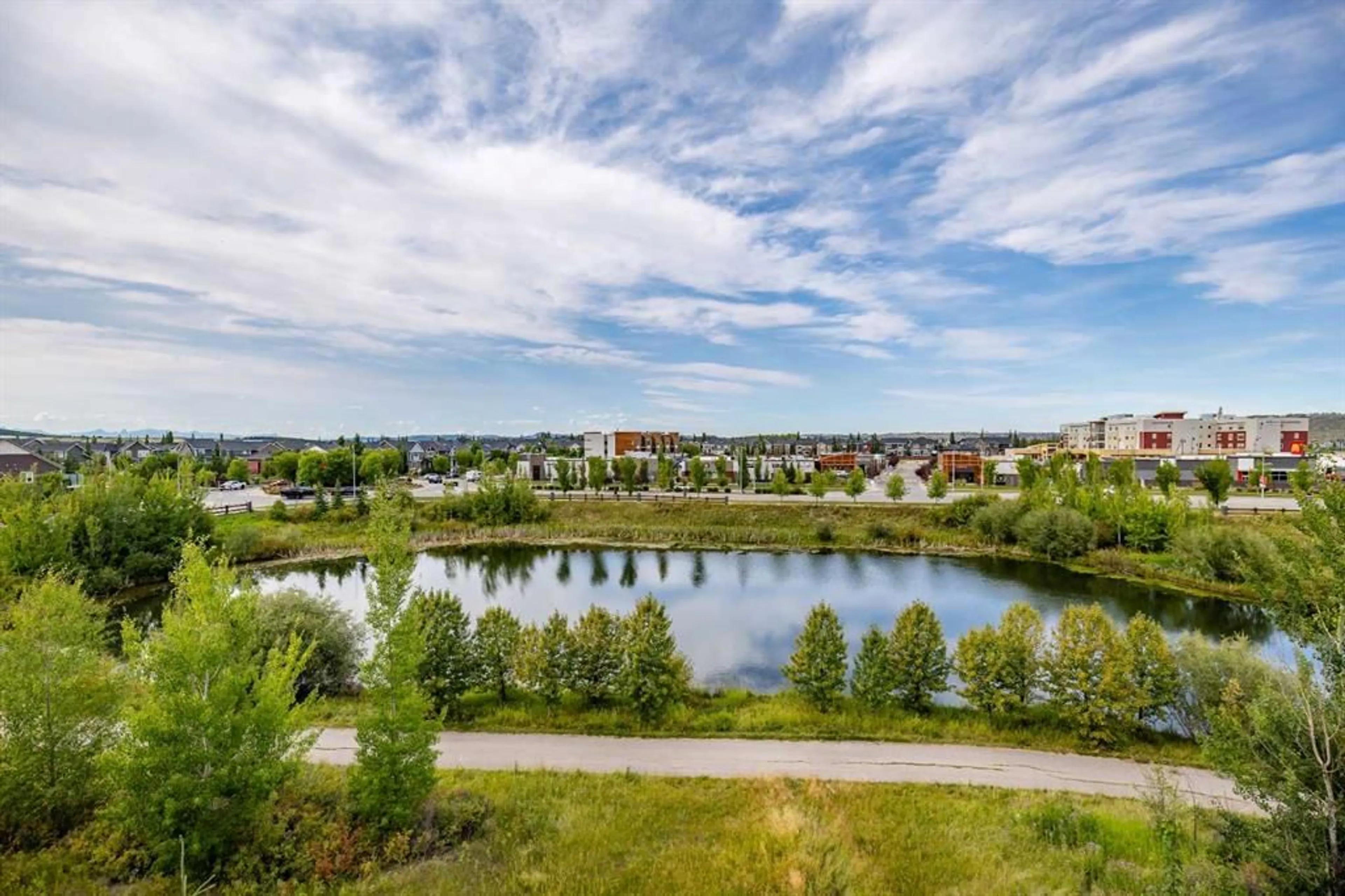 pillar/IMG-A2341752_2.jpg