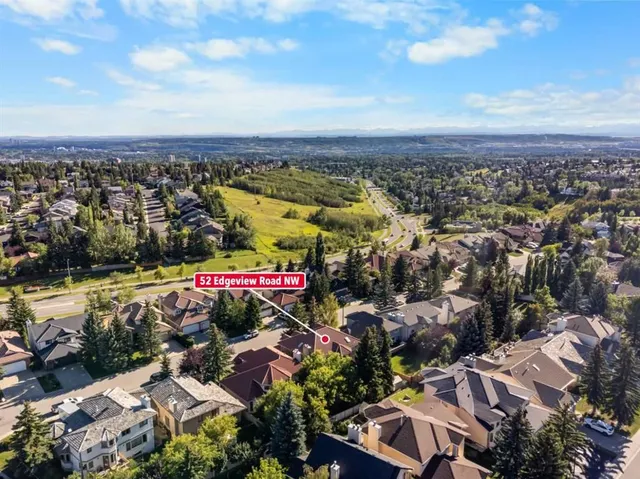 52 Edgeview Rd, Calgary 2