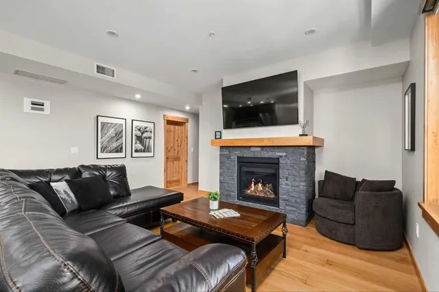 1408 Spring Creek Gate #210, Canmore 3