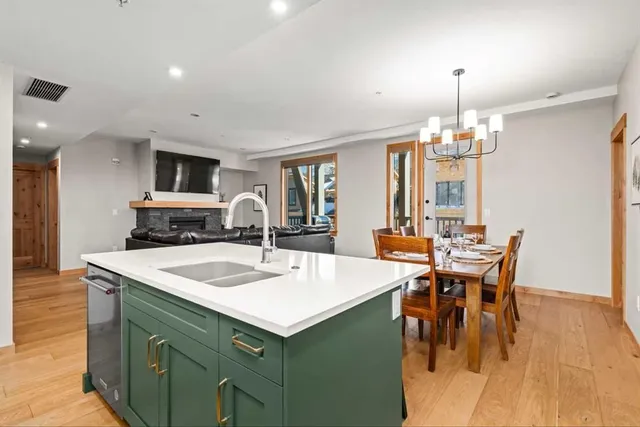 1408 Spring Creek Gate #210, Canmore 4