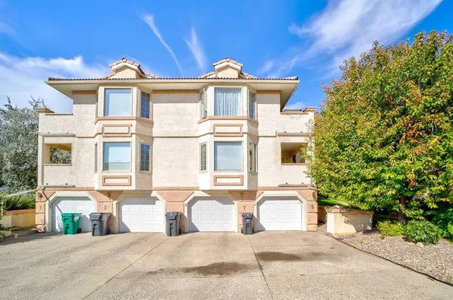 7 Canyon Crt, Lethbridge 2