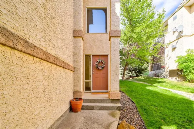 7 Canyon Crt, Lethbridge 3