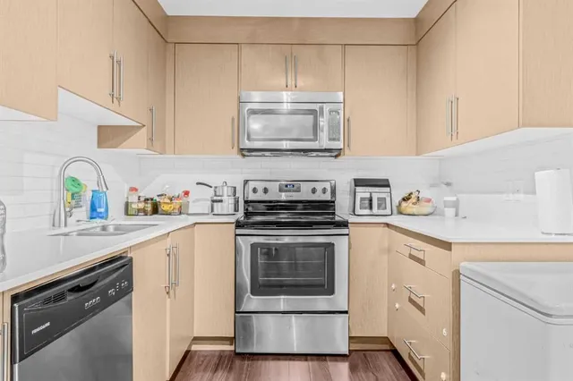 302 Skyview Ranch Dr #5404, Calgary 5