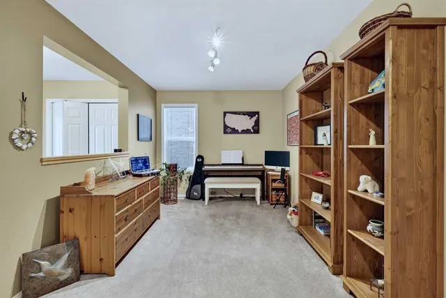 14 Evergreen Common, Calgary 5