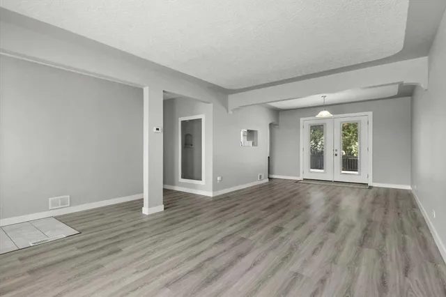 1615 22A St, Calgary 3