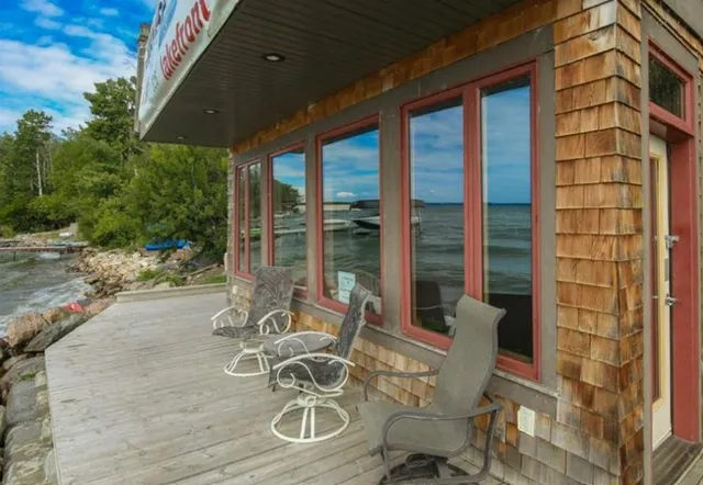 141 Birchcliff Rd, Birchcliff 4
