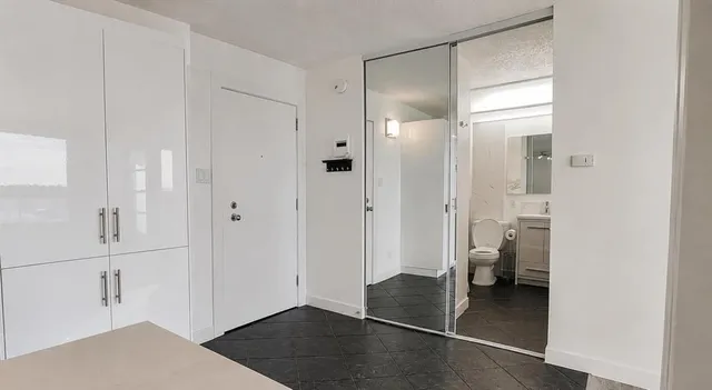 314 14 St #704, Calgary 3