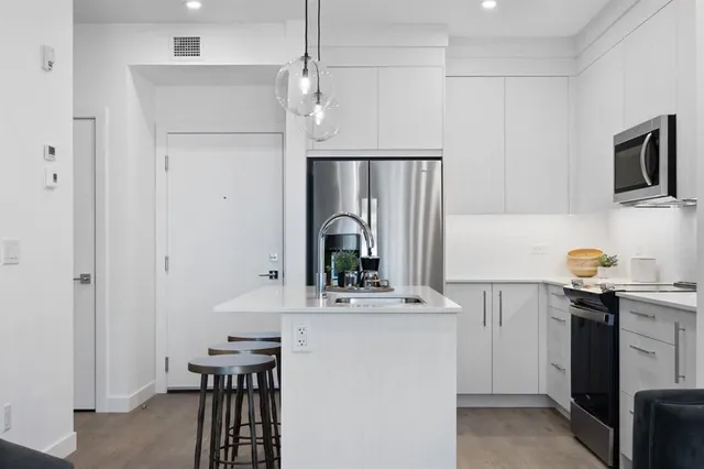 44 Skyview Pky #2210, Calgary 3