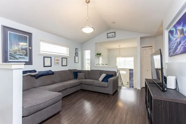 69 Timberstone Way, Red Deer 4