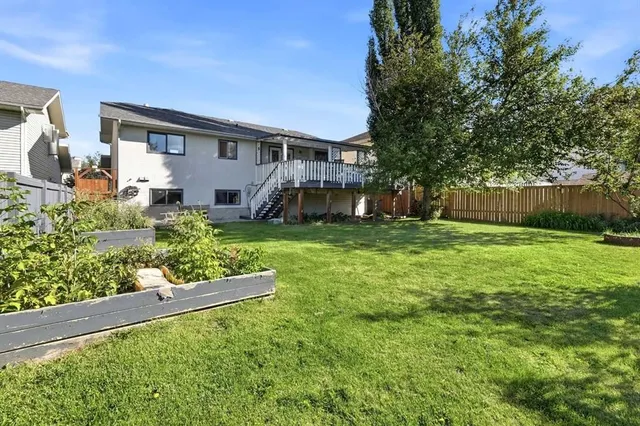 5711 61 Ave, Rocky Mountain House 5