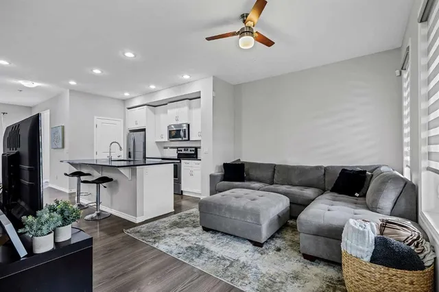 540 Evanston Link, Calgary 4