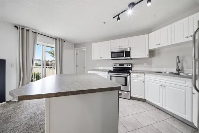 3208 Valleyview Pk #208, Calgary 5