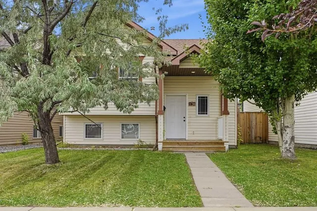 120 Kentwood Dr, Red Deer 2