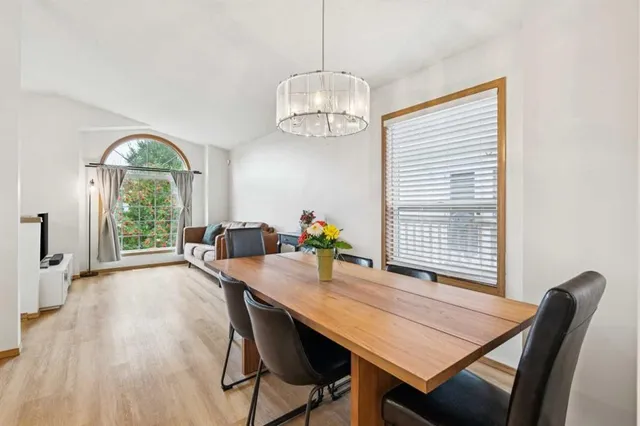 99 Mt Allan Cir, Calgary 5