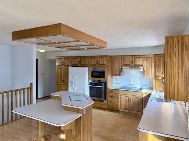 9105 95 Ave, Lac La Biche 5