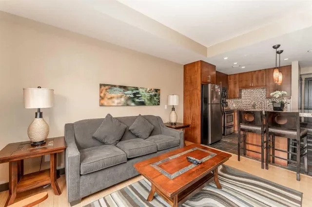 1818 Mountain Ave #211C, Canmore 2