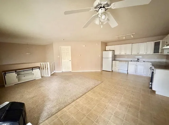 1220 9 St, Lethbridge 5