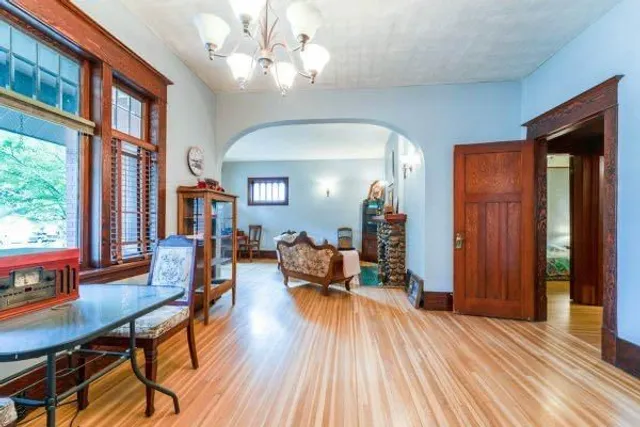 275 3 Ave E, Drumheller 2